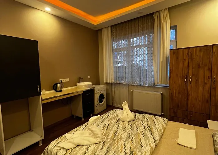 White Lotus Aparthotel 3*