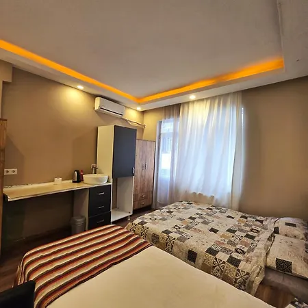 White Lotus Istanbulská provincie