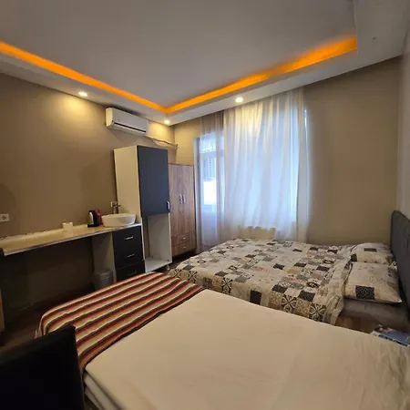 White Lotus 伊斯坦布尔